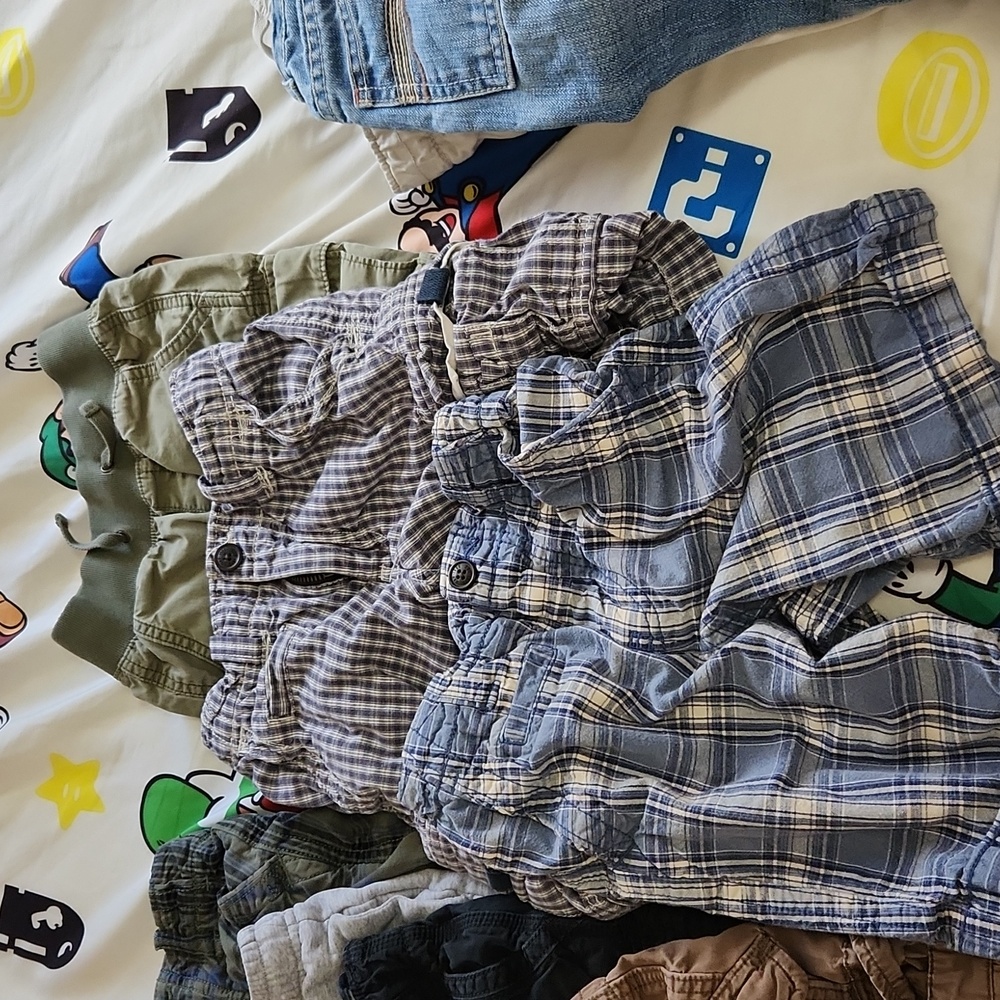 Boys shorts size 6
